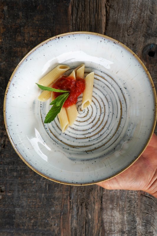 handgetöpferte sehr edle Keramik Pasta Bowl  - creme weiß melliert