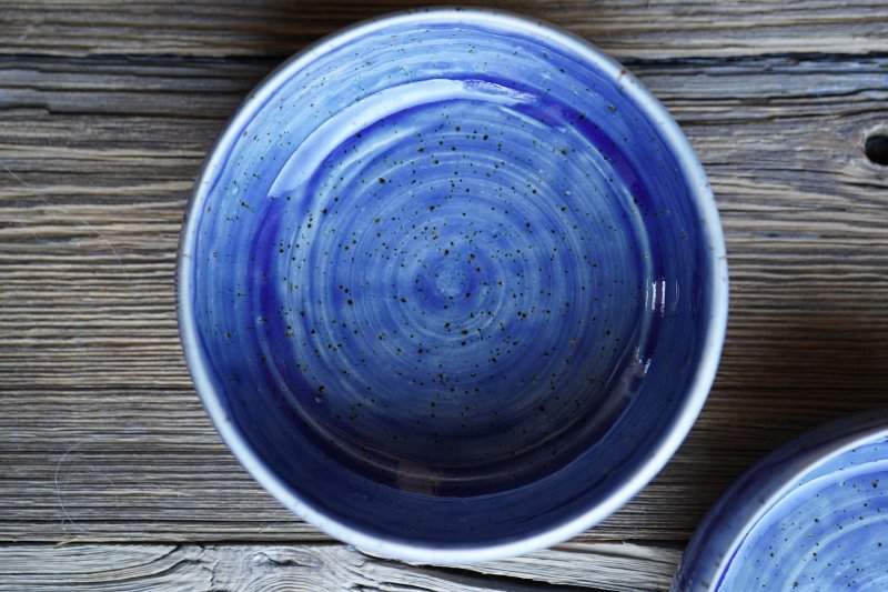 handgetöpferte Müsli Bowl Schale aus Keramik - in schattiertem Meerblau